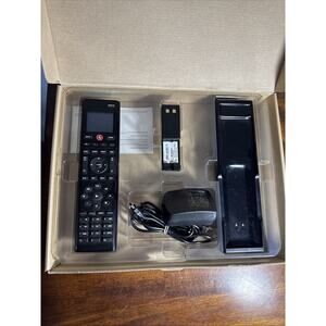Control4 SR260 Remote with Charging Dock READ